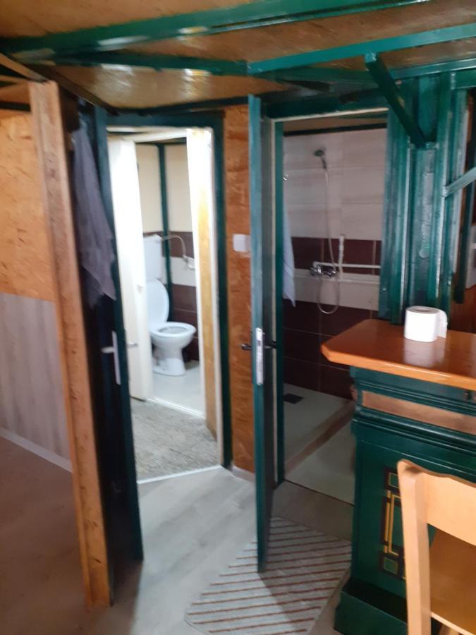 Porodicni Apartman,Viktor Cafee Sabac Exterior photo